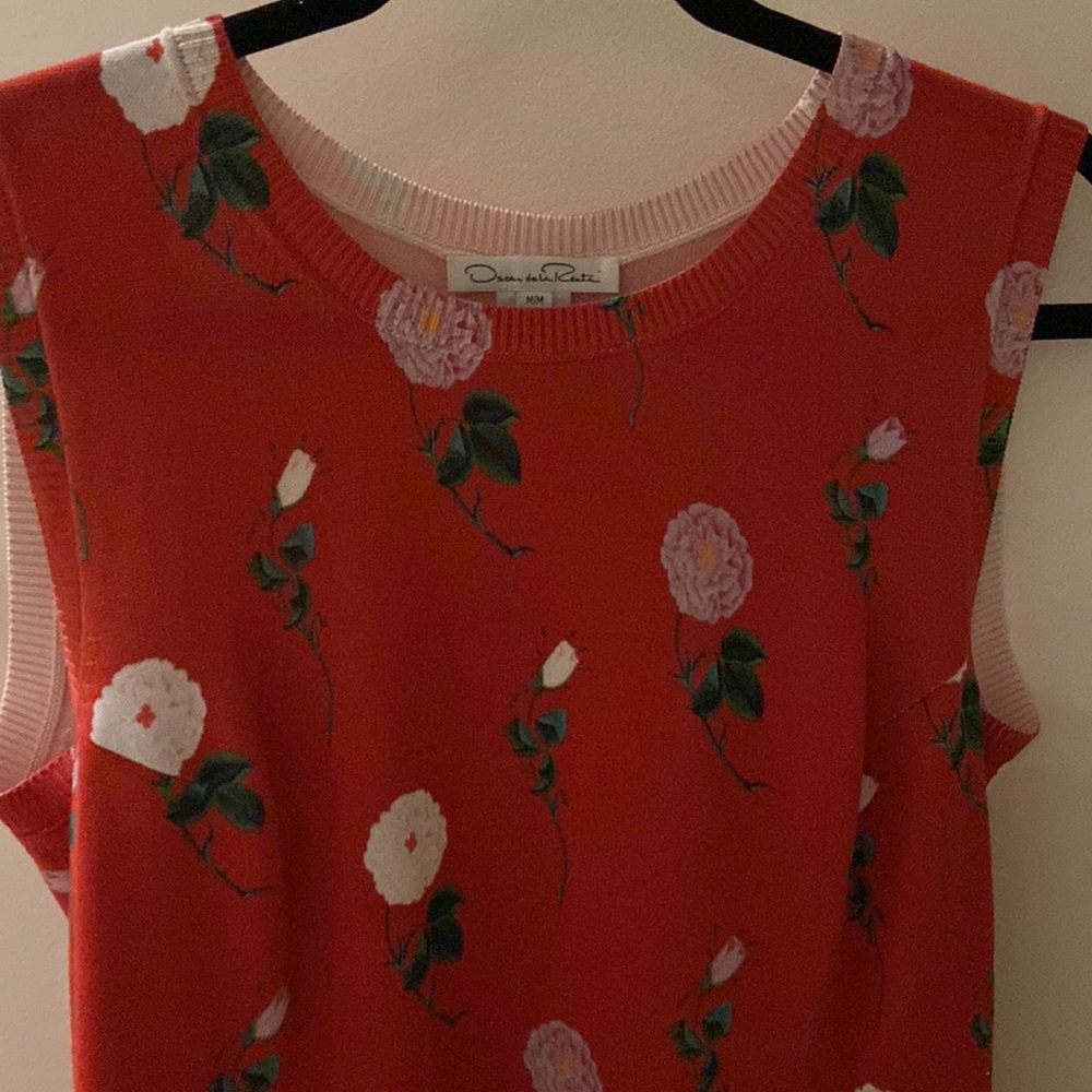 Floral Patterned Top In Red